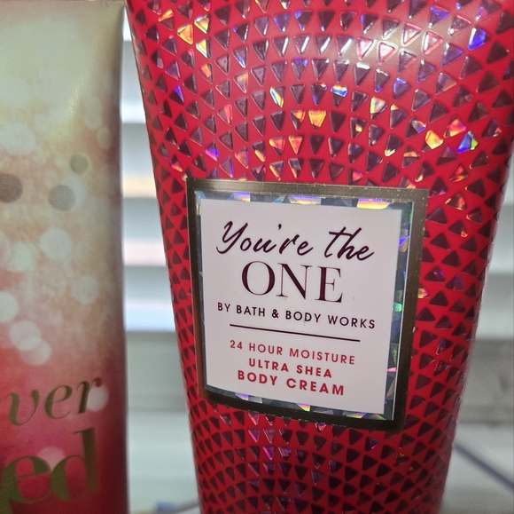 You're the One + Forever Red Bath & Body Creams - Picture 4 of 8